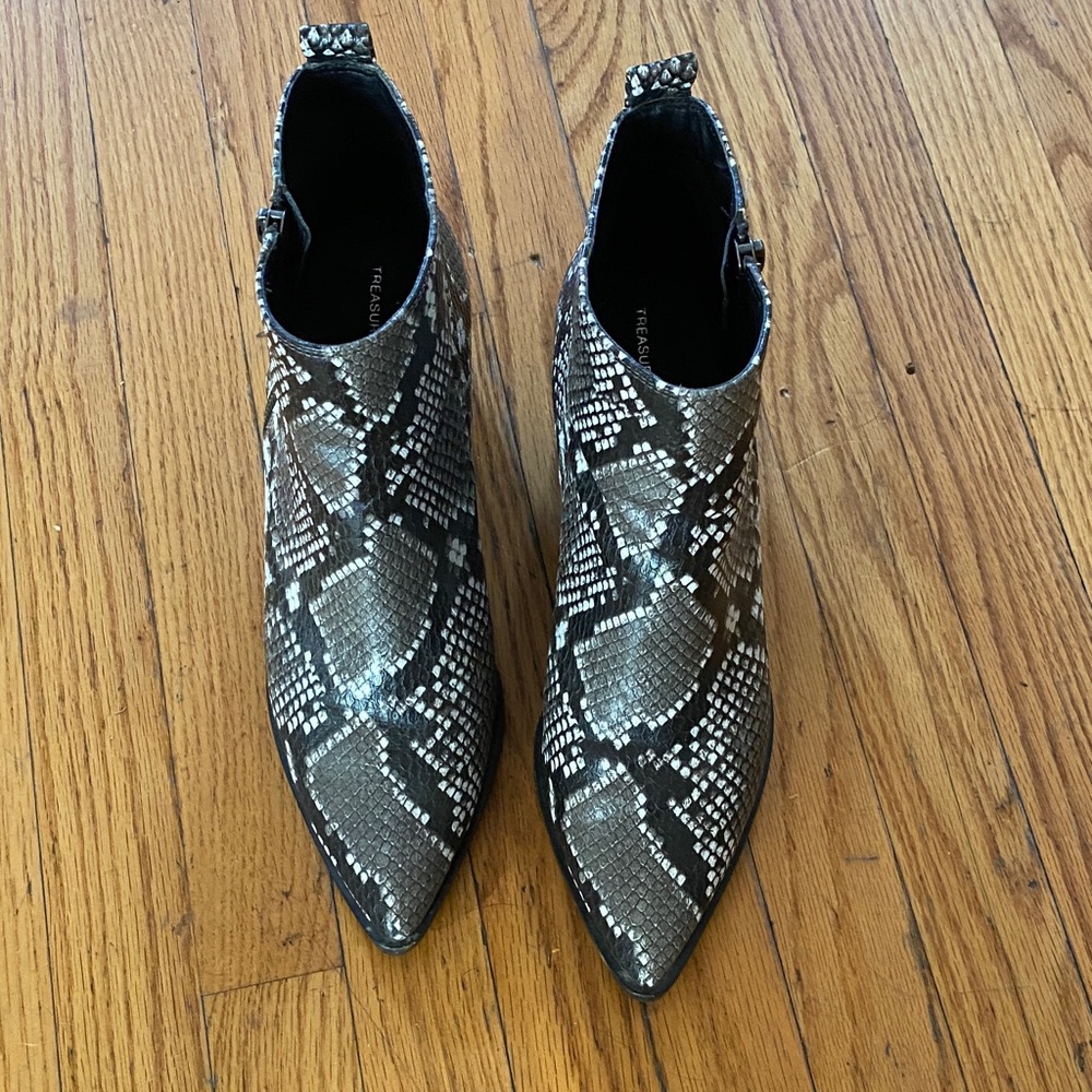 Treasure & Bond Black and Gray Snake Print Ankle Boots